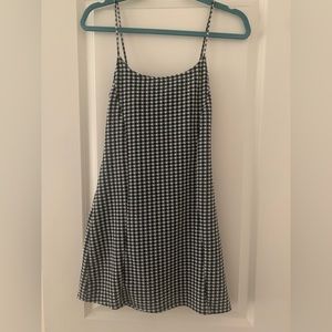 Fitted Topshop checkered dress// Women’s US 4 or small